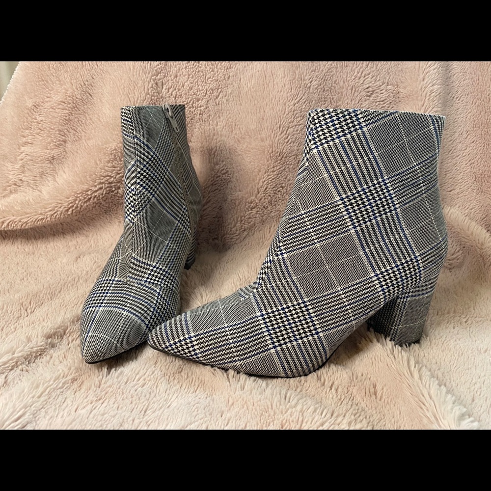Plaid booties - Picture 2 of 14